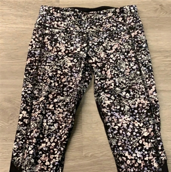 Lululemon Pace Rival Crop *22" Floral Spritz Multi / Black Size 6 - Picture 5 of 12